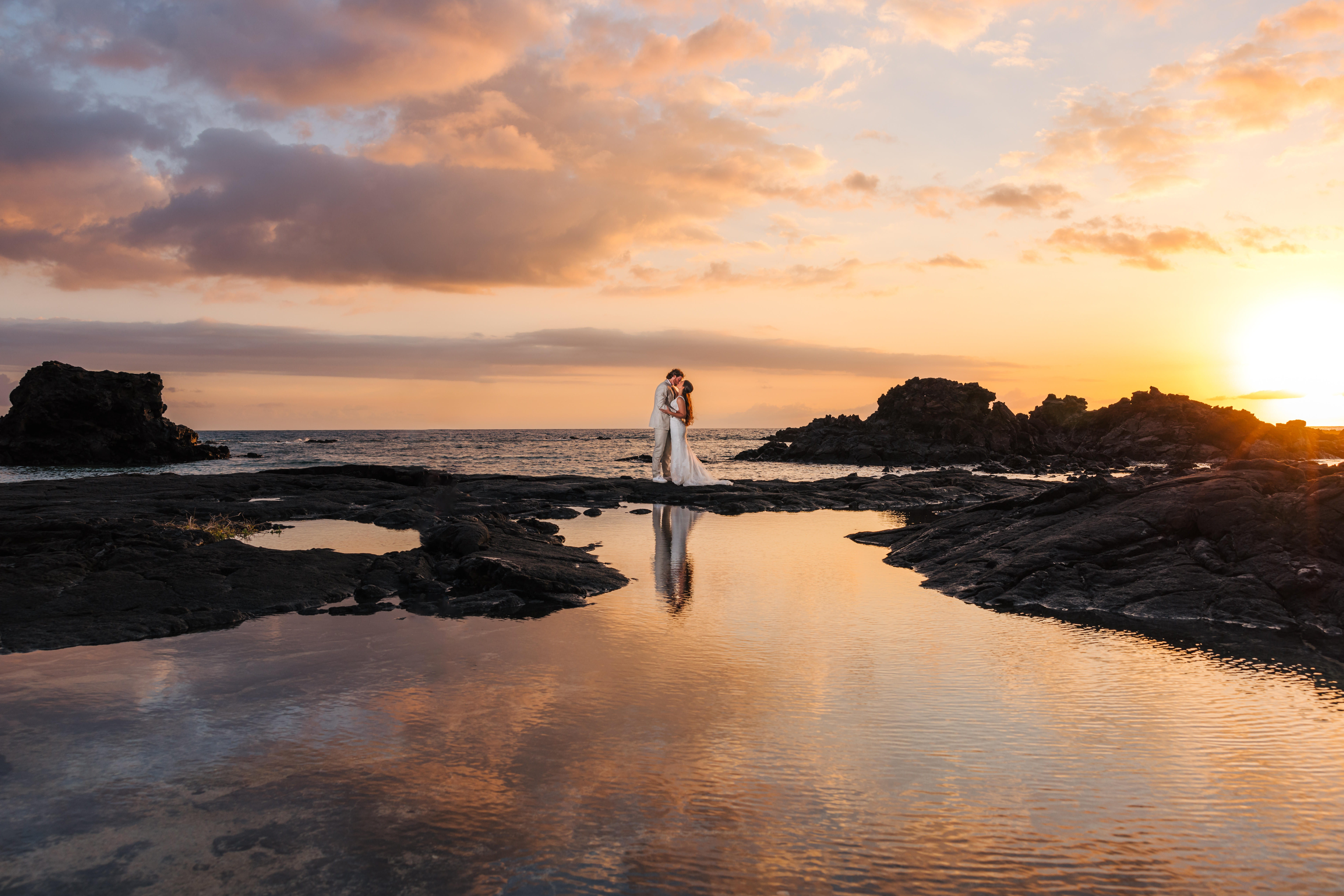 Stunning sunset after Hawaiian elopement on the Big Island of Hawaii